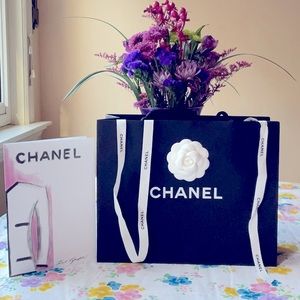 🌹 CHANEL SHOPPING BAG AND NOTECARD 🌹